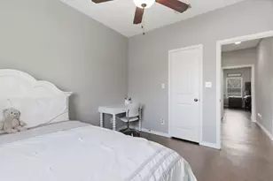 711 Hadley Ln, Valley View, TX 76272 - Photo 22