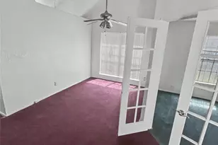 1353 Southridge Dr, Lancaster, TX 75146 - Photo 4