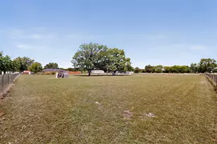 3671 Sundown Rd, Greenville, TX 75402 - Photo 12
