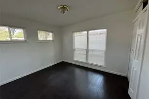 4612 Emerson St, Fort Worth, TX 76119 - Photo 6