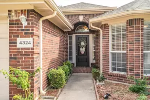4324 Stone Hollow Way, Fort Worth, TX 76040 - Photo 4