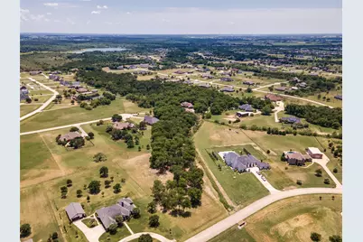 333 Hidden Pass, Royse City, TX 75189 - Photo 2