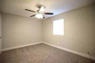 619 Todd Ct, Burleson, TX 76028 - Photo 58
