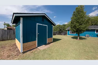 109 S Shaw Street, Tom Bean, TX 75489 - Photo 12