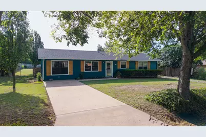 109 S Shaw Street, Tom Bean, TX 75489 - Photo 1