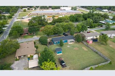 109 S Shaw Street, Tom Bean, TX 75489 - Photo 6