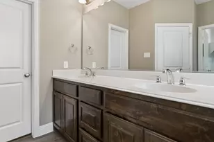 15424 Bluffdale Dr, Fort Worth, TX 76262 - Photo 14