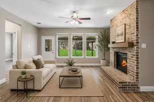 15424 Bluffdale Dr, Fort Worth, TX 76262 - Photo 10