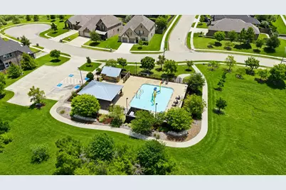 15424 Bluffdale Drive, Fort Worth, TX 76262 - Photo 28