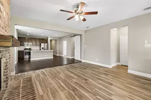 15424 Bluffdale Dr, Fort Worth, TX 76262 - Photo 10