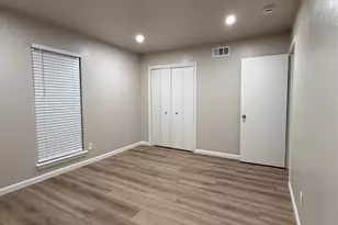 902 S Weatherred Dr, Richardson, TX 75080 - Photo 8