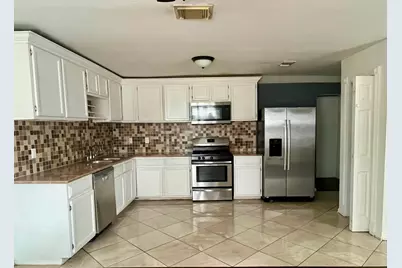 2965 Clovis Avenue, Dallas, TX 75233 - Photo 6