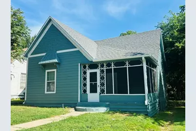 925 W Nelson Street, Denison, TX 75020 - Photo 2