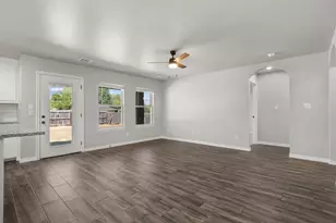 220 St Charles Dr, Springtown, TX 76082 - Photo 6