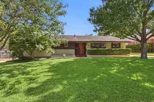 706 Peach Tree Ln, Garland, TX 75041 - Photo 1