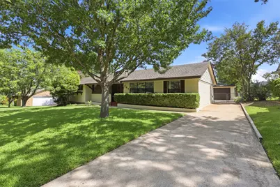 706 Peach Tree Lane, Garland, TX 75041 - Photo 2