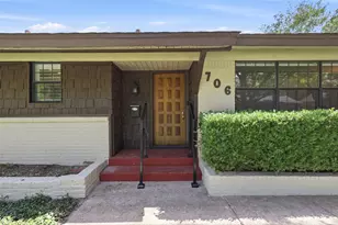 706 Peach Tree Ln, Garland, TX 75041 - Photo 4