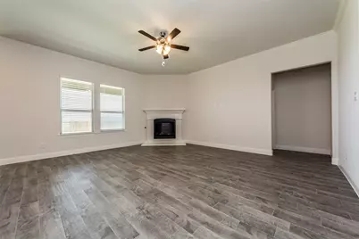3018 Comal Court, Celina, TX 75078 - Photo 4