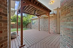 405 Watters Crossing Ct, Allen, TX 75013 - Photo 32