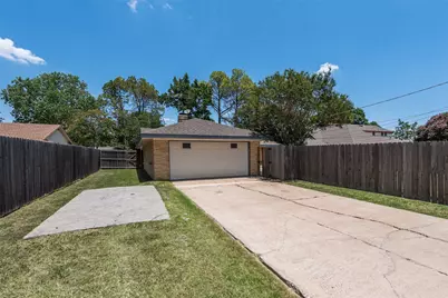 909 Egyptian Way, Grand Prairie, TX 75050 - Photo 30