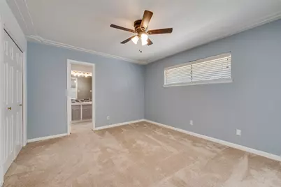 909 Egyptian Way, Grand Prairie, TX 75050 - Photo 18