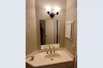 5550 Spring Valley Road #F15, Dallas, TX 75254 - Photo 18