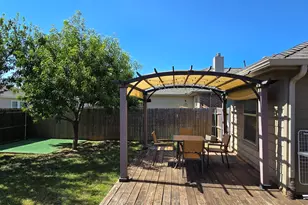 452 Paddle Dr, Crowley, TX 76036 - Photo 36