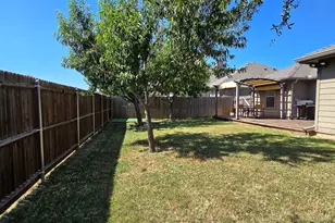 452 Paddle Dr, Crowley, TX 76036 - Photo 36