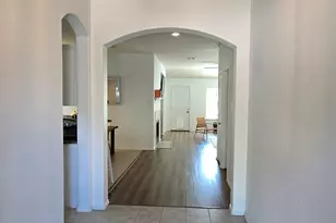 452 Paddle Dr, Crowley, TX 76036 - Photo 4