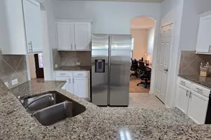 452 Paddle Dr, Crowley, TX 76036 - Photo 12