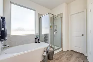 1300 Lake Grove Dr, Little Elm, TX 75068 - Photo 18