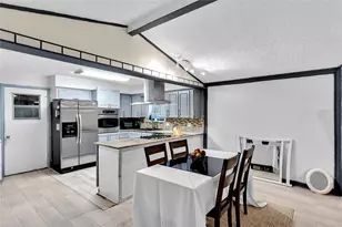 800 Patricia St, Irving, TX 75060 - Photo 6