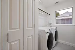 6524 Kenwell St, Dallas, TX 75209 - Photo 22