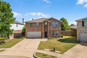 1741 Baxter Springs Dr, Fort Worth, TX 76247 - Photo 2
