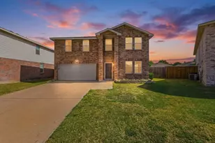 1741 Baxter Springs Dr, Fort Worth, TX 76247 - Photo 4