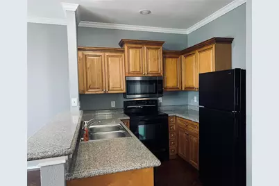 2304 Aldergate Drive, Arlington, TX 76012 - Photo 4