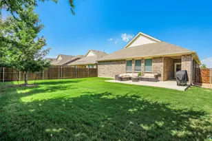 1613 Roadrunner Dr, Little Elm, TX 75068 - Photo 24