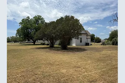 601 N San Jacinto Street, Whitney, TX 76692 - Photo 10