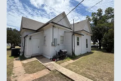 601 N San Jacinto Street, Whitney, TX 76692 - Photo 6