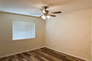 6406 Willow Springs Dr, Arlington, TX 76001 - Photo 18