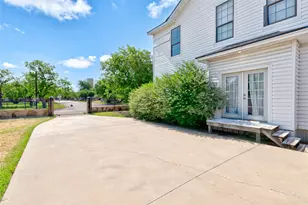 402 Peach St, Abilene, TX 79602 - Photo 24