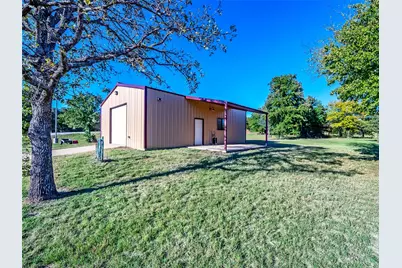 6108 Cottonwood Creek Road, Saint Jo, TX 76265 - Photo 38
