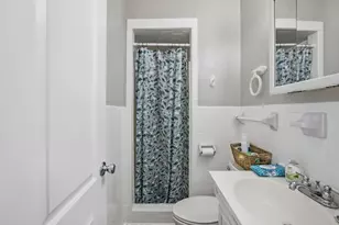 714 Decatur St, Bowie, TX 76230 - Photo 10