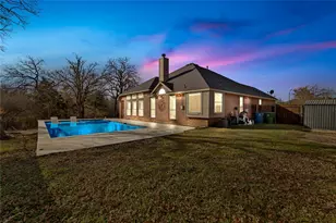 403 Lochwood Cir, Lake Dallas, TX 75065 - Photo 1