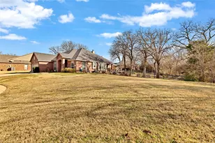403 Lochwood Cir, Lake Dallas, TX 75065 - Photo 26