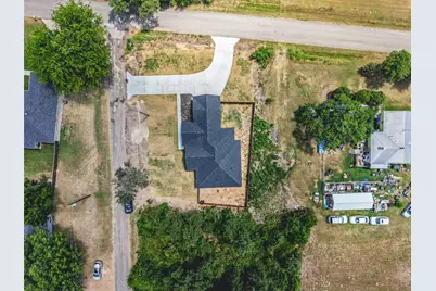 609 Luzon Street, Tool, TX 75143 - Photo 38