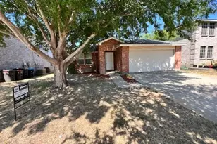16541 Jasmine Springs Dr, Fort Worth, TX 76247 - Photo 2