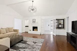 1005 De Pauw Dr, Arlington, TX 76012 - Photo 4