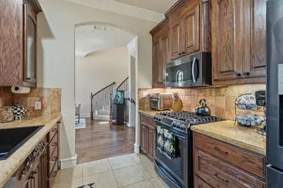728 Rockingham Drive, Irving, TX 75063 - Photo 20