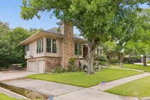 205 Balboa St, Irving, TX 75062 - Photo 26
